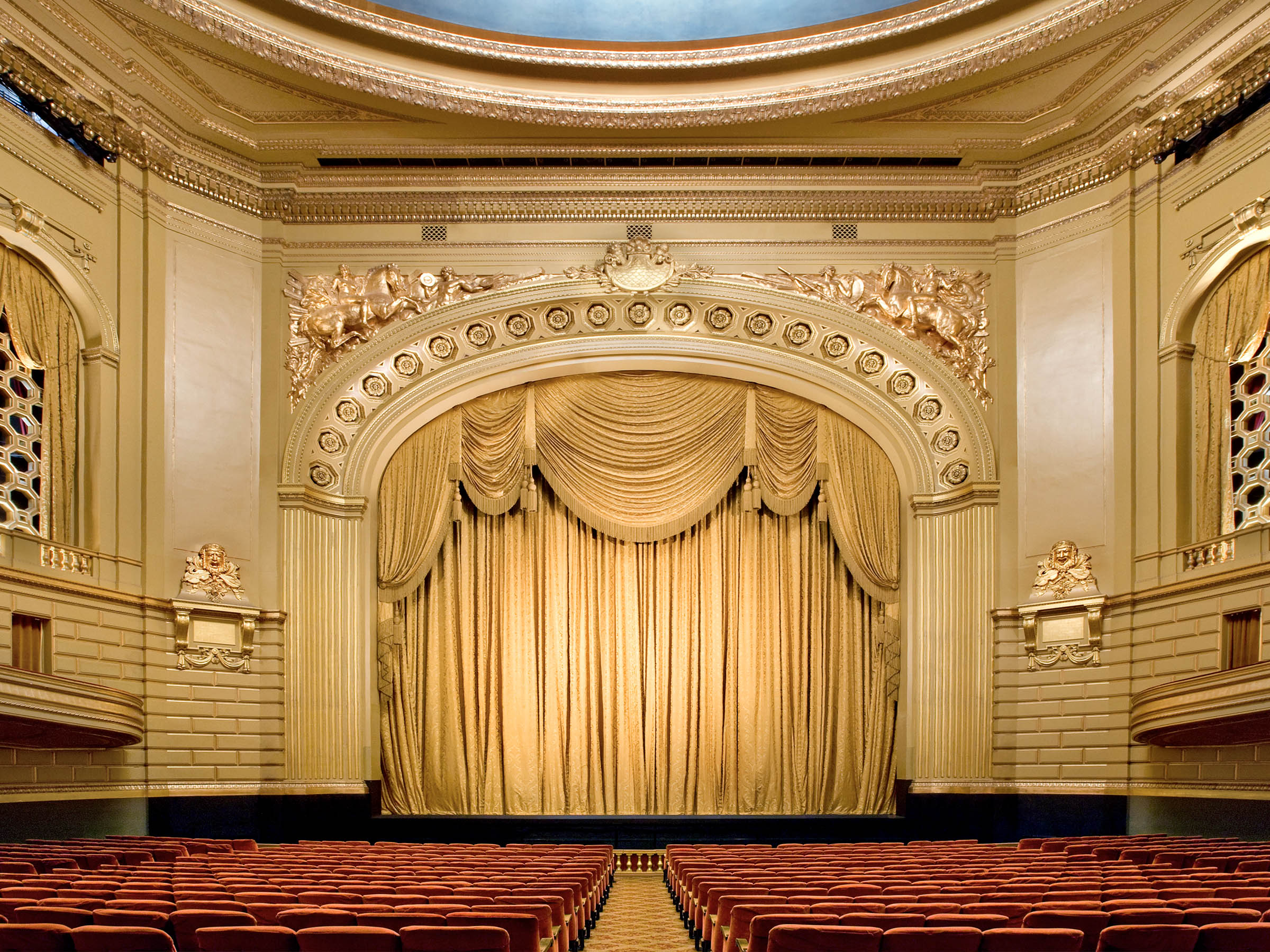 War Memorial Opera House closed curtain